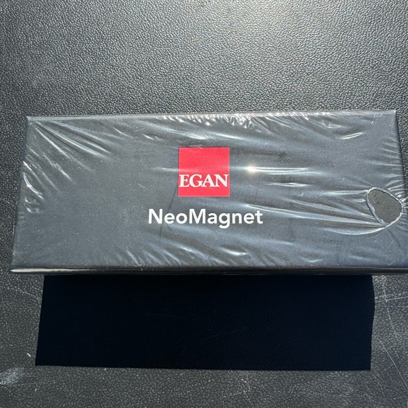 EGAN Visual Display Rare Earth Strong Magnets 7/8" Holds 20 Sheets Of Papers New - Picture 2 of 6